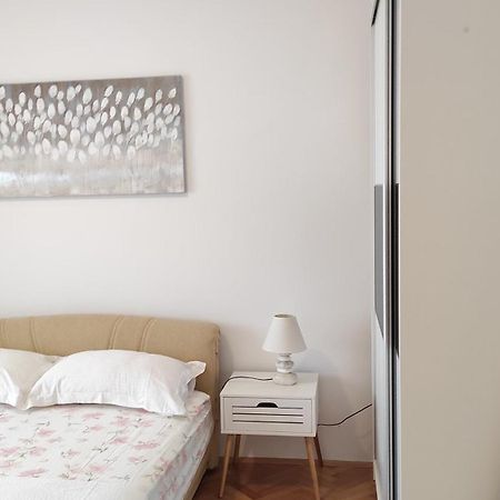 Appartamento Apartman Iva Kaštela Esterno foto
