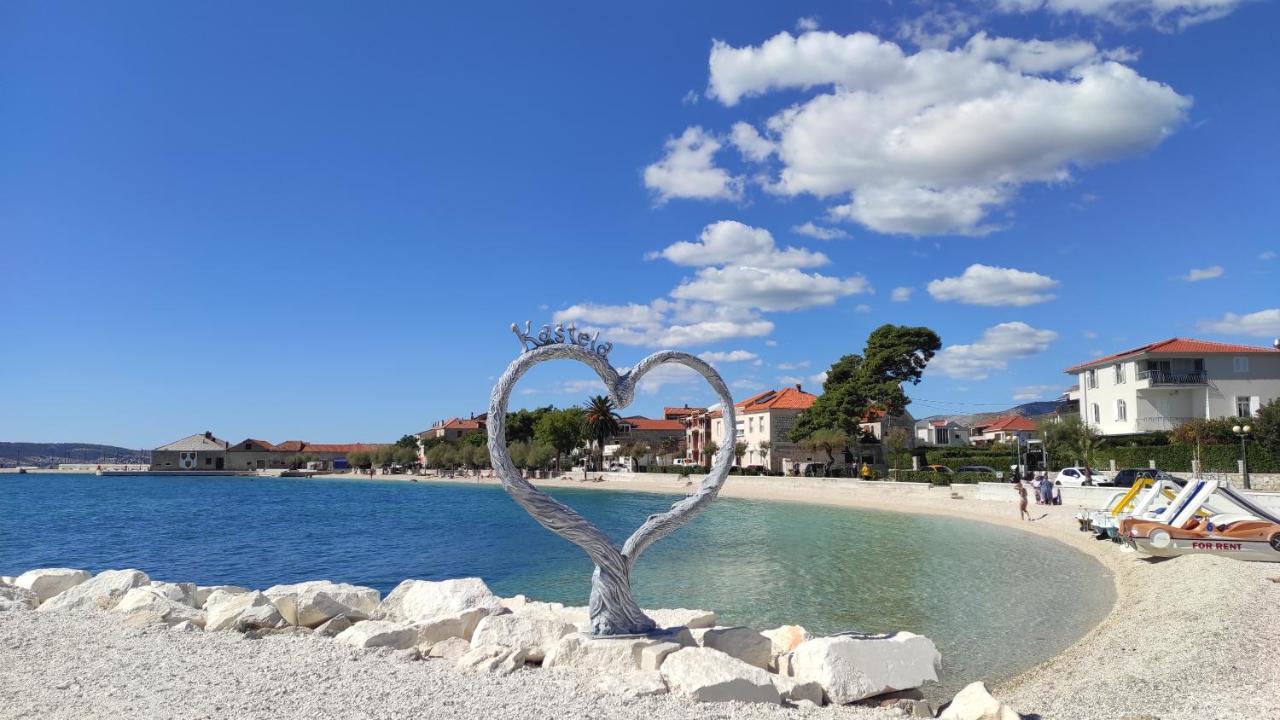 Appartamento Apartman Iva Kaštela Esterno foto